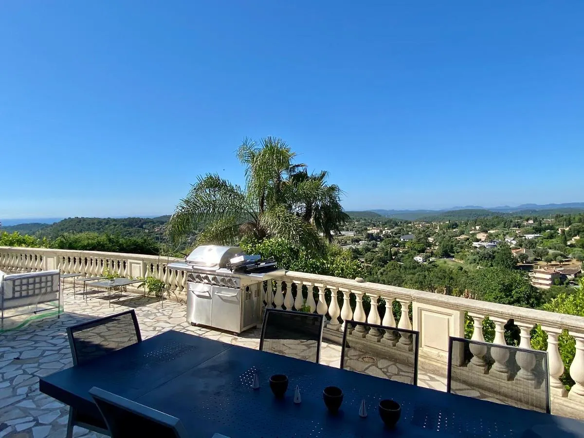 Δωμάτια σε οικογενειακή κατοικία Villa - Chambre Privee Au Calme Pour 2 Personnes Vence